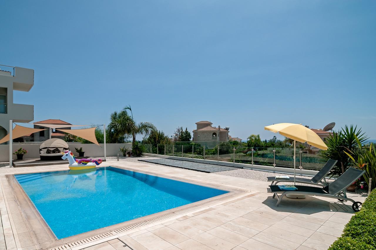 Villa Verdi: Luxury Villa With Private Pool Peyia Exterior foto